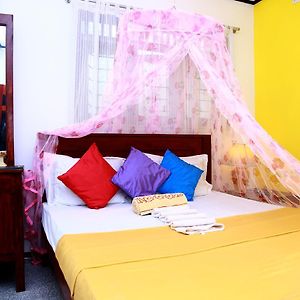 Standard Zimmer mit Kingsize-Bett